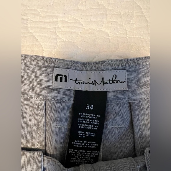 Men’s TravisMathew Men’s Shorts 34 - Gray - Picture 2 of 3
